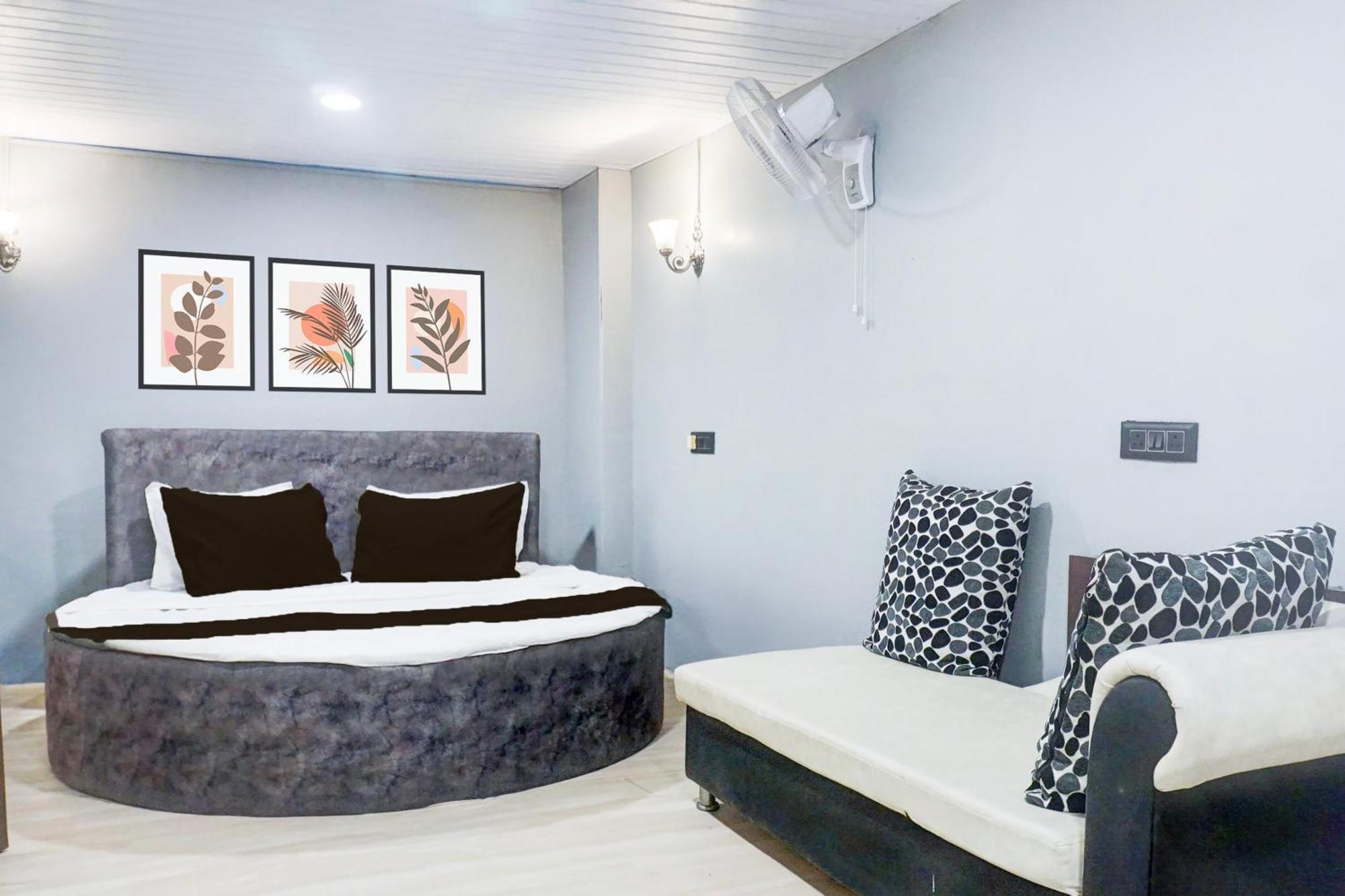 Hotel O The Highstreet Hometel Pune Exterior foto