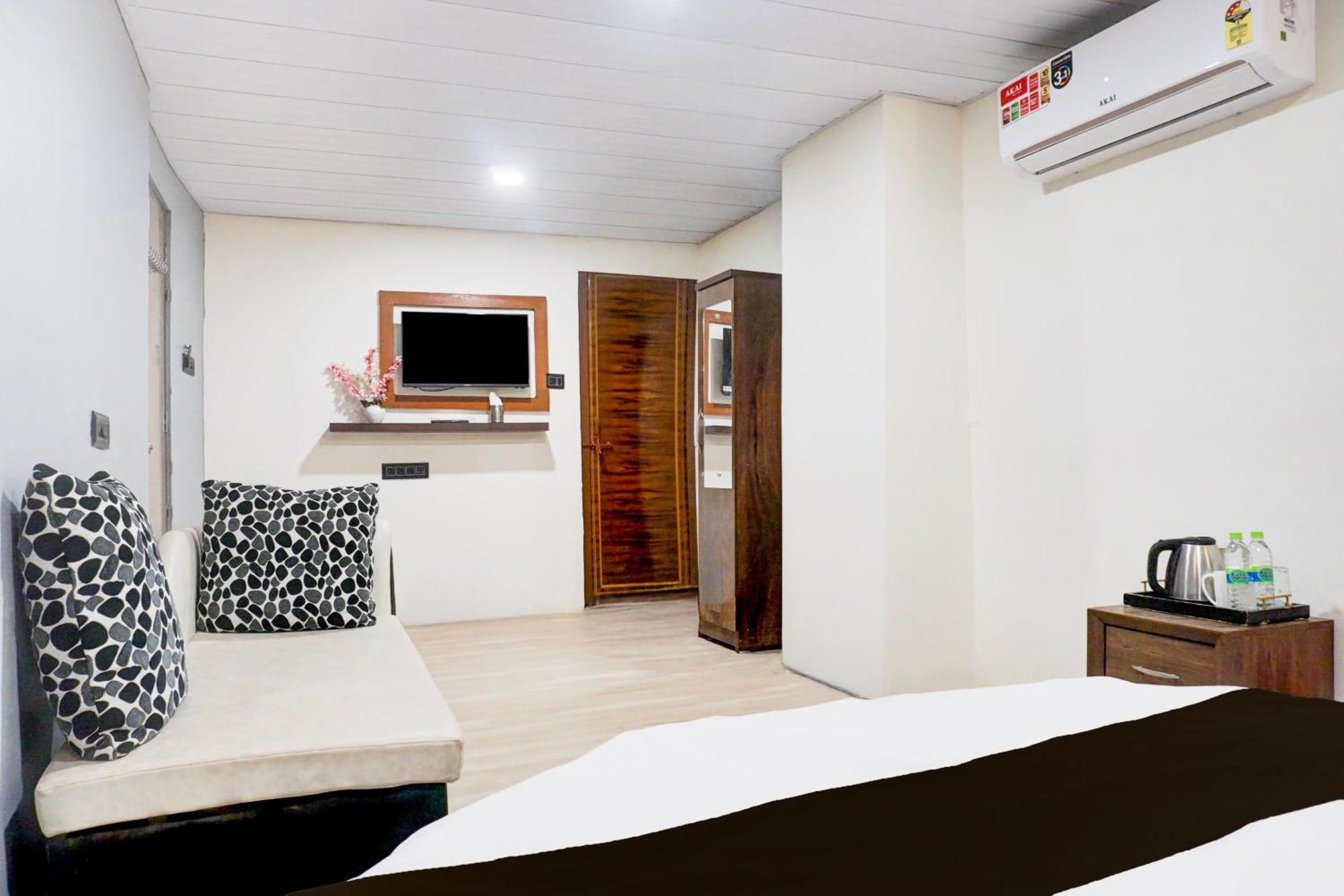 Hotel O The Highstreet Hometel Pune Exterior foto